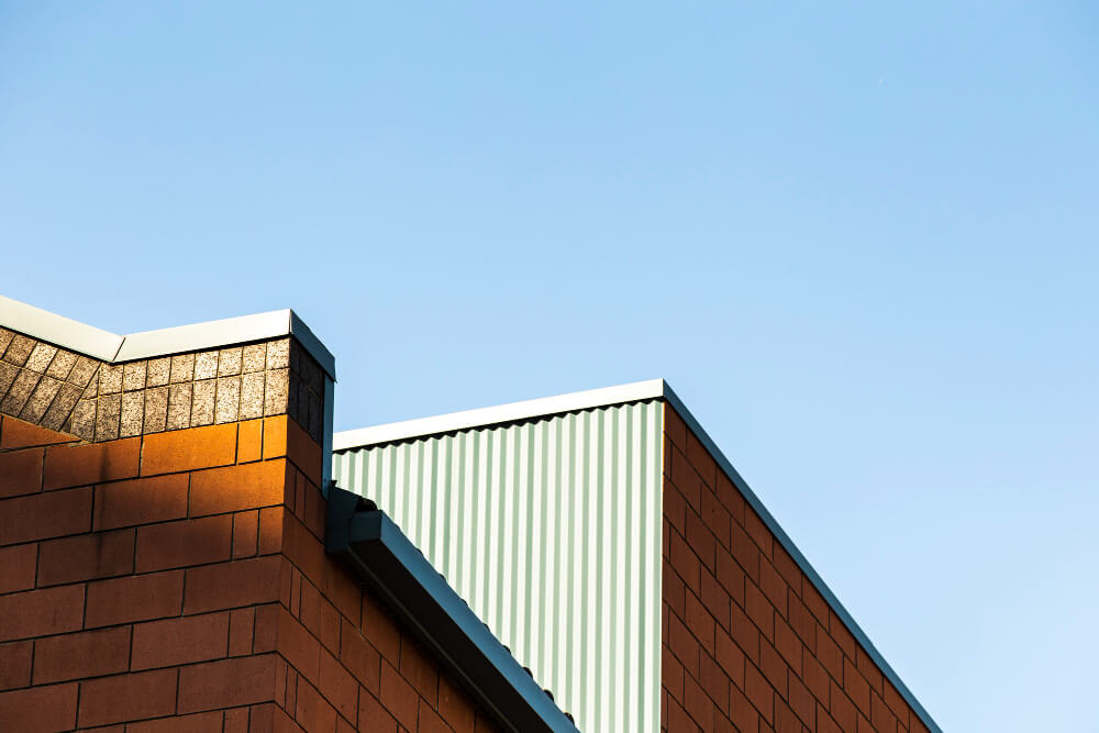 the pros and cons of the different types of commercial roofs